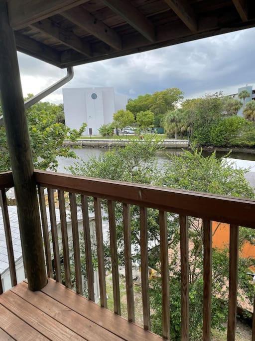 פורט לודרדייל Modern Riverview Apartments מראה חיצוני תמונה